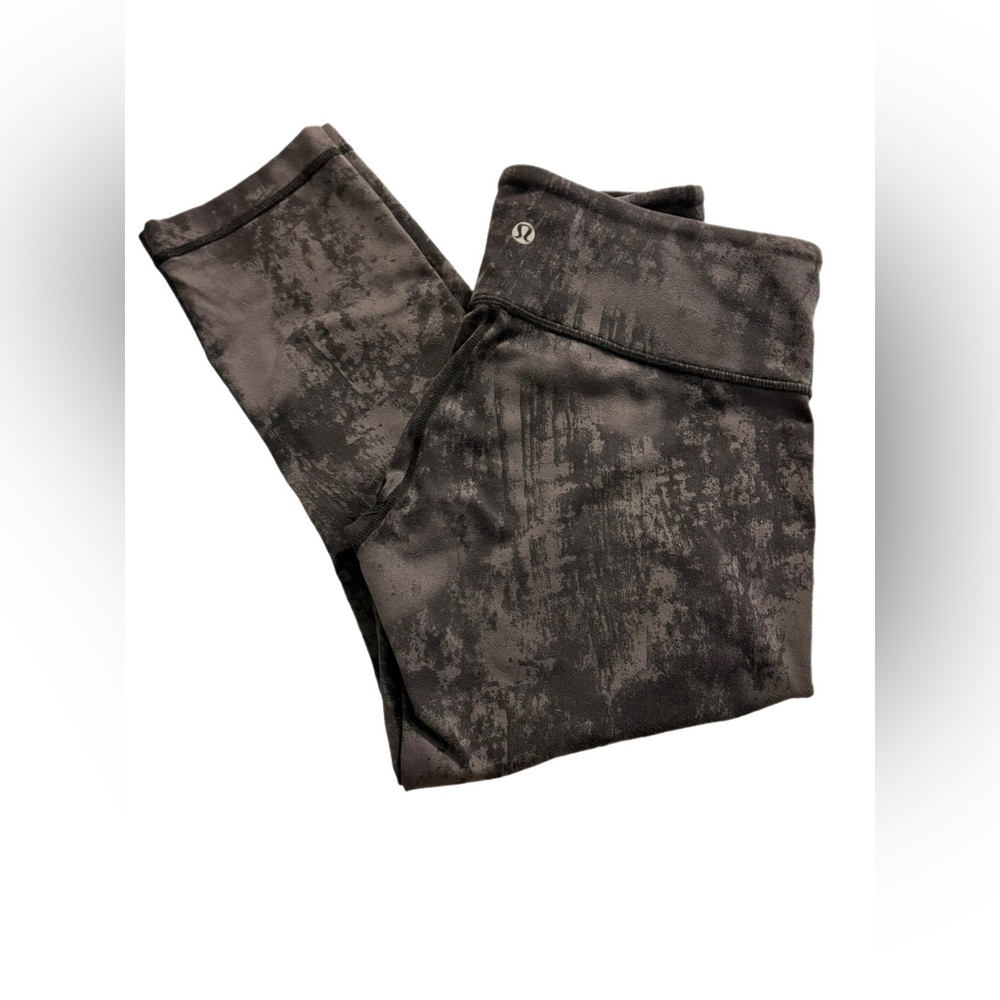 lululemon Wunder Under Crop 21” Disperse Dusky Lavender Black Size 6